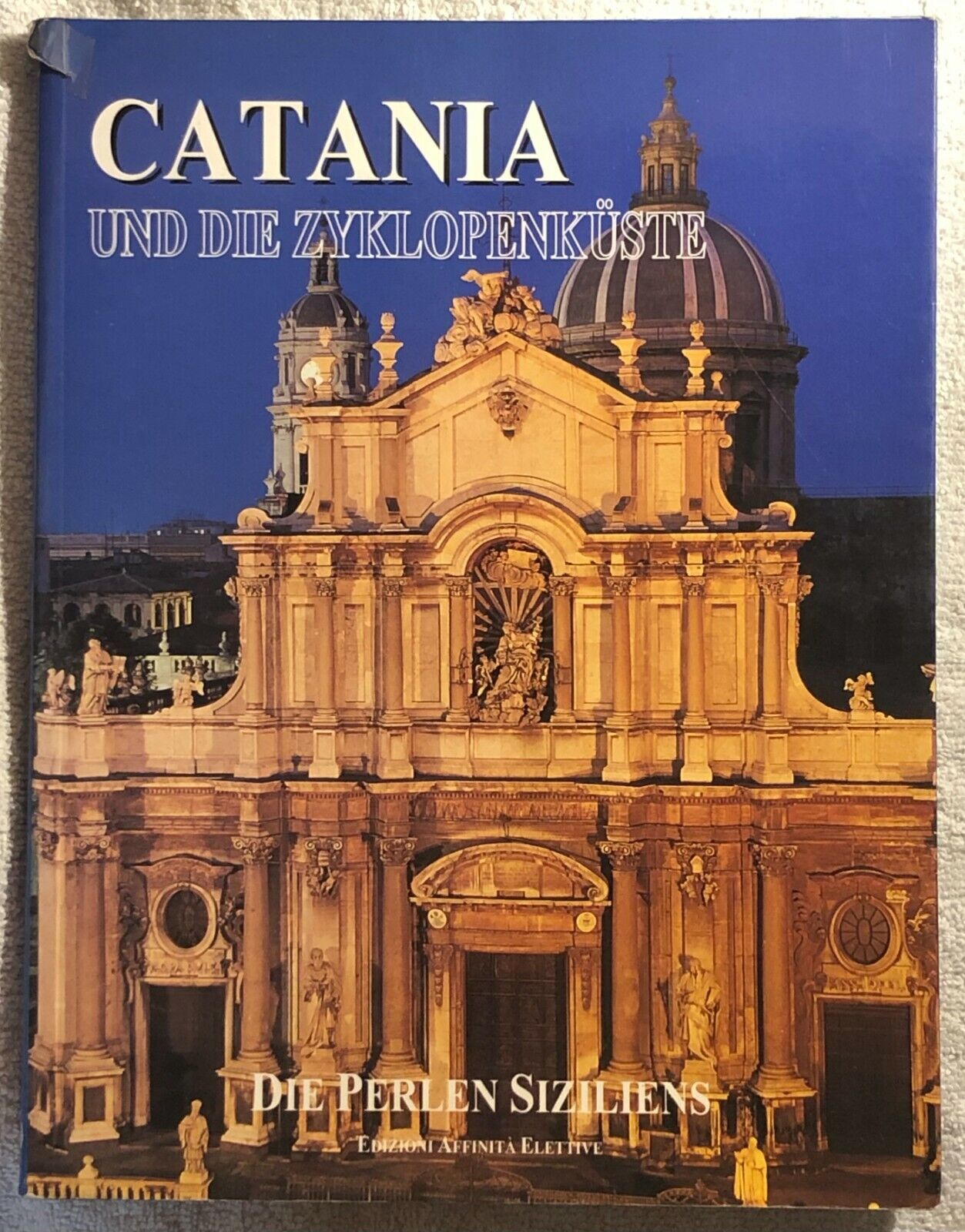 Catania und die Zyklopenk?ste di Rosaria Falcone, Romilda Nicotra,  2000,  Edizi libro usato