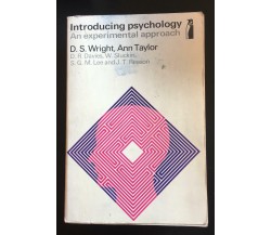 Introducing psychology - Wright, Taylor,  Penguin - P