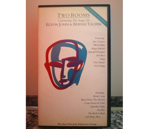 Two Rooms Celebrating the song Of - vhs -1991 - dolby -F